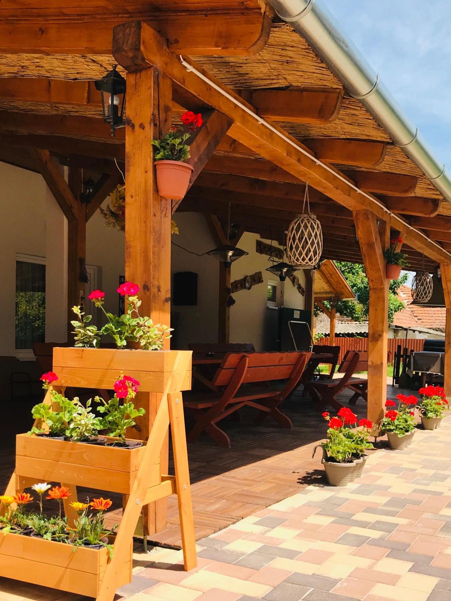 Hotel Aranyfuert Vendeghaz Tokaj Zewnętrze zdjęcie